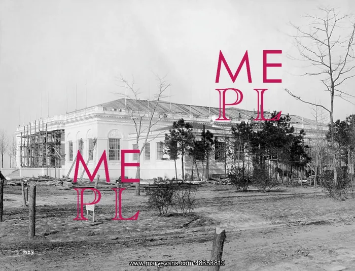 : Administration building in Norfolk, 1907 : Administration building in Norfolk, 1907