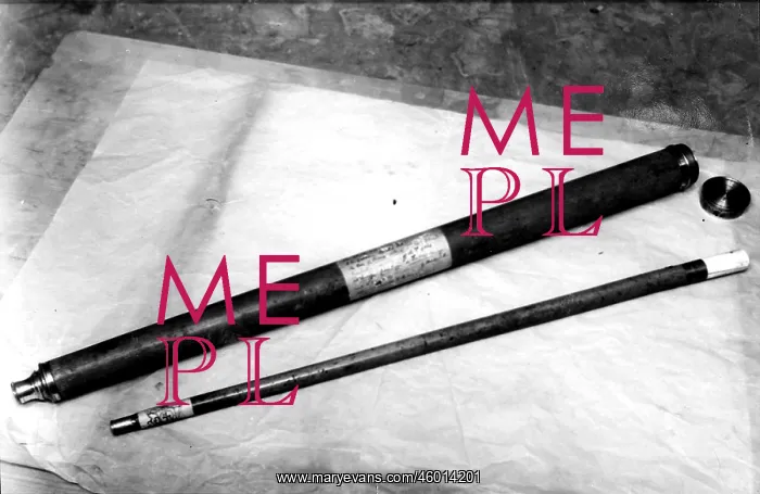 : Admiral Nelson's telescope and walking stick : Admiral Nelson's telescope and walking stick