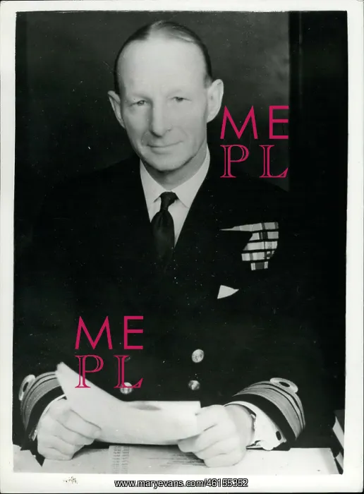 : Admiral Sir Guy Grantham KCB, British Royal Navy : Admiral Sir Guy Grantham KCB, British Royal Navy