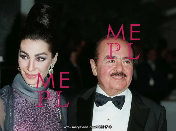  : Adnan Khashoggi & Wife