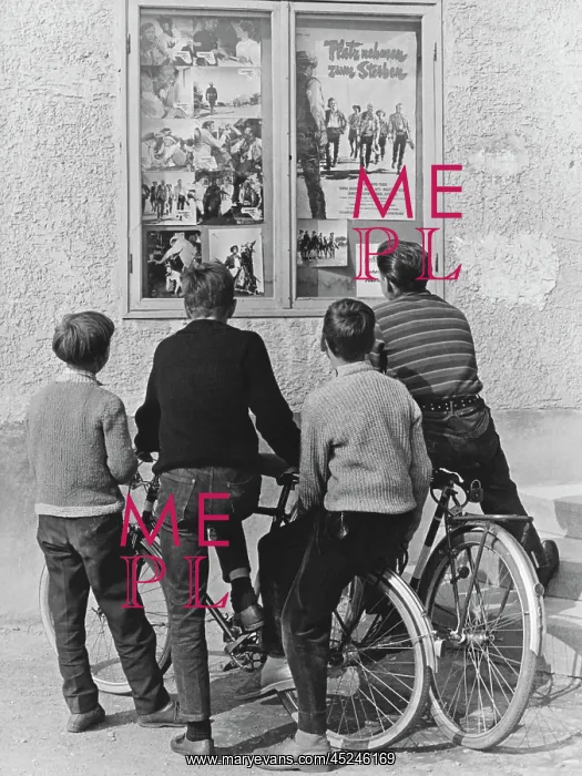 : Adolescents look at cinema programme : Adolescents look at cinema programme