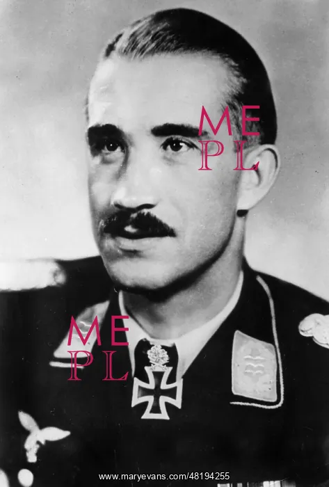 : Adolf Galland, 1942 : Adolf Galland, 1942