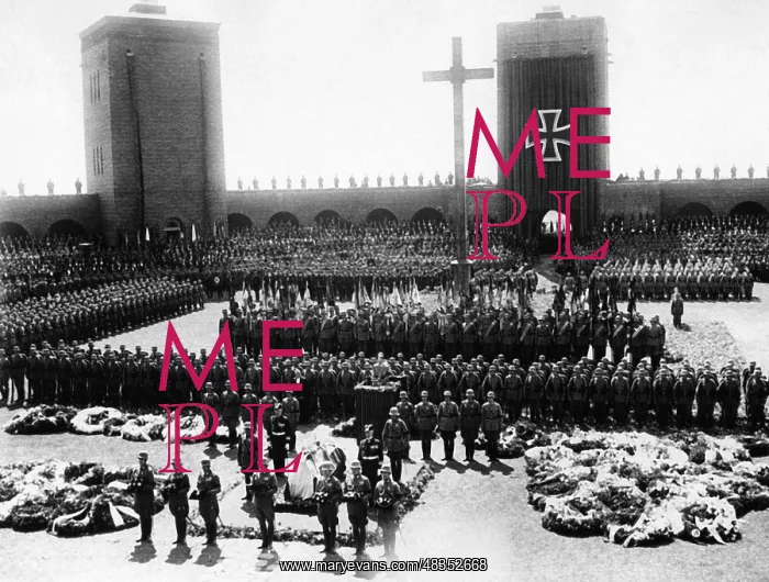 : Adolf Hitler, 1934 : Adolf Hitler, 1934