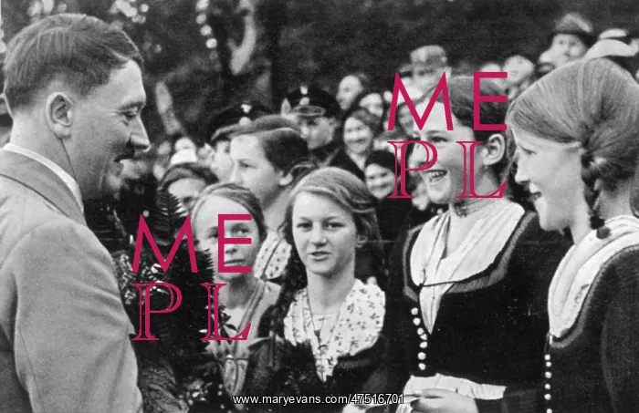 : Adolf Hitler : Adolf Hitler