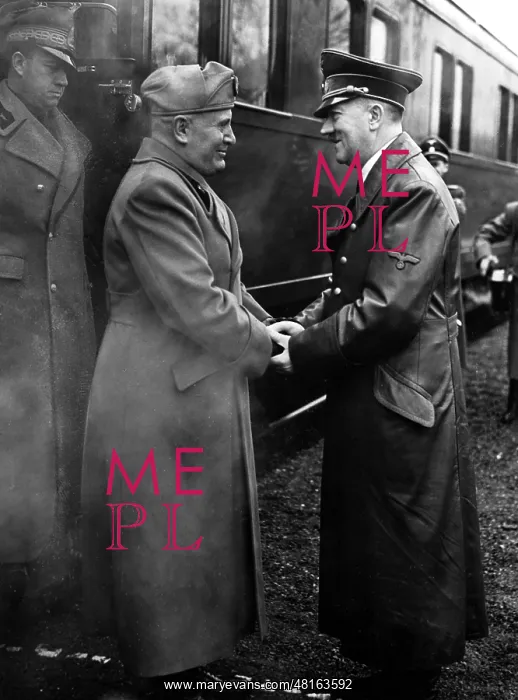 : Adolf Hitler : Adolf Hitler