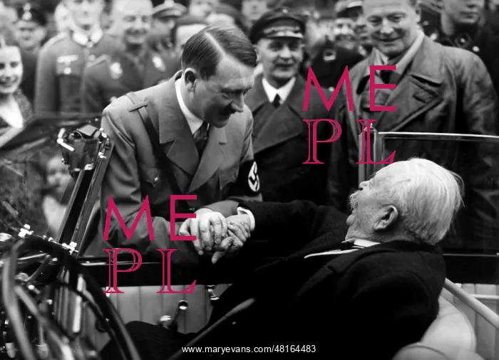 : Adolf Hitler : Adolf Hitler