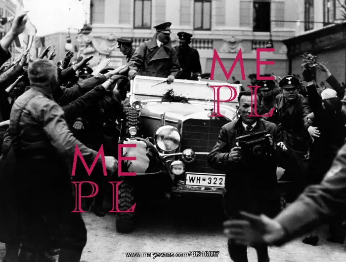 : Adolf Hitler : Adolf Hitler