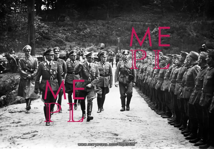 : Adolf Hitler : Adolf Hitler