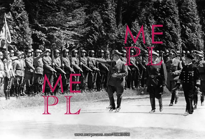 : Adolf Hitler : Adolf Hitler