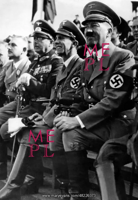 : Adolf Hitler : Adolf Hitler