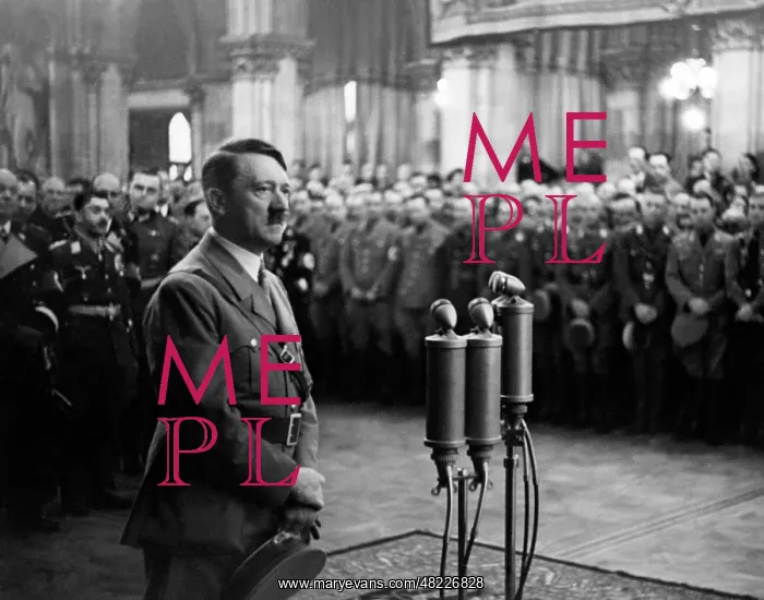 : Adolf Hitler : Adolf Hitler