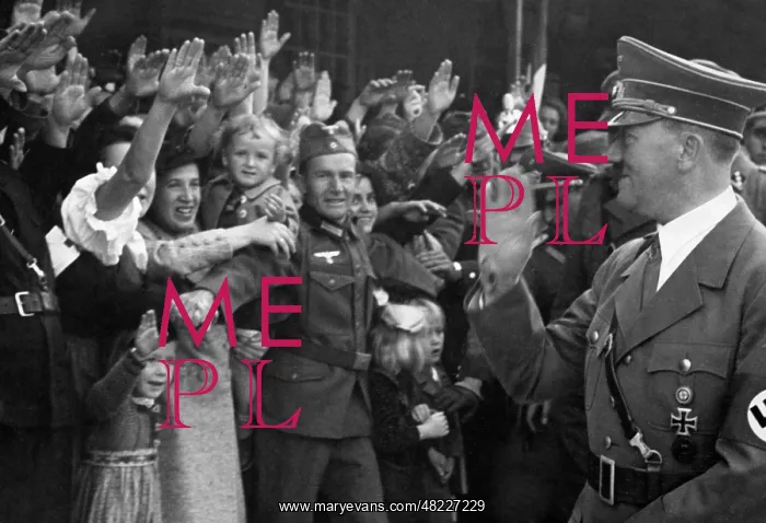 : Adolf Hitler : Adolf Hitler
