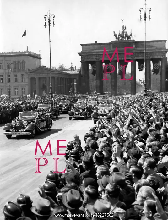 : Adolf Hitler : Adolf Hitler