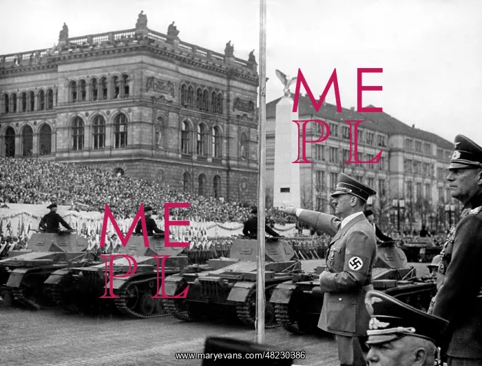 : Adolf Hitler : Adolf Hitler