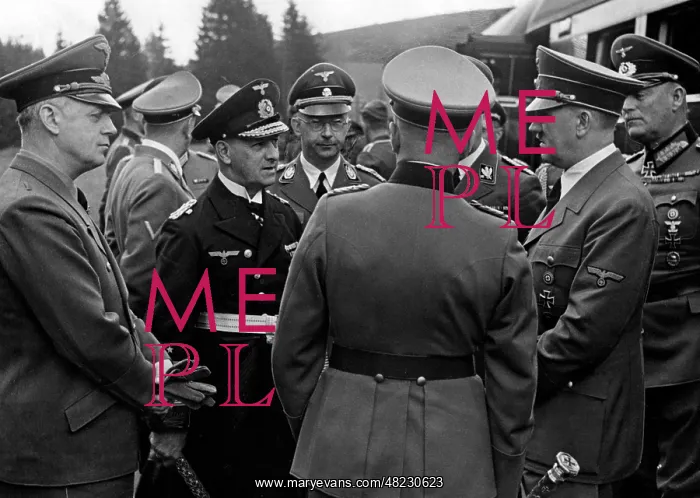 : Adolf Hitler : Adolf Hitler