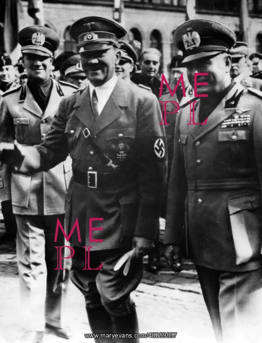 : Adolf Hitler : Adolf Hitler