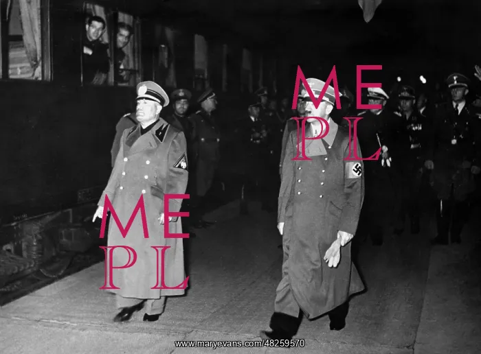 : Adolf Hitler : Adolf Hitler