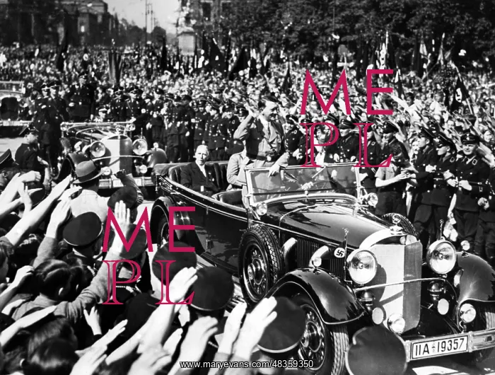 : Adolf Hitler : Adolf Hitler
