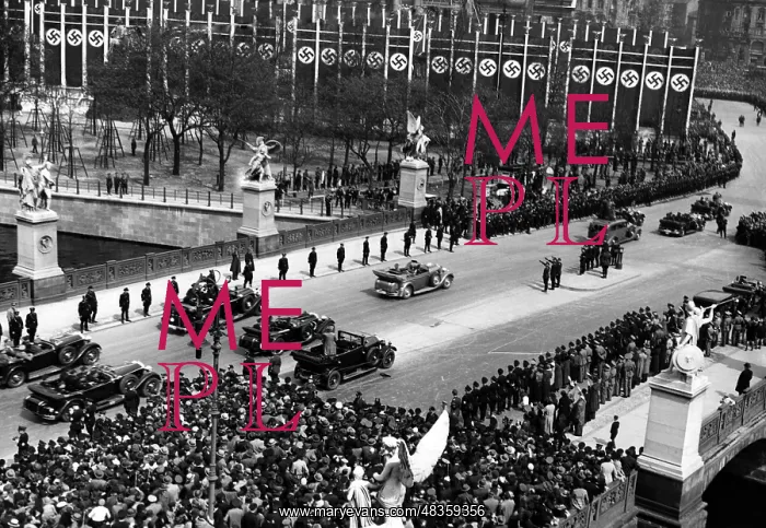 : Adolf Hitler : Adolf Hitler
