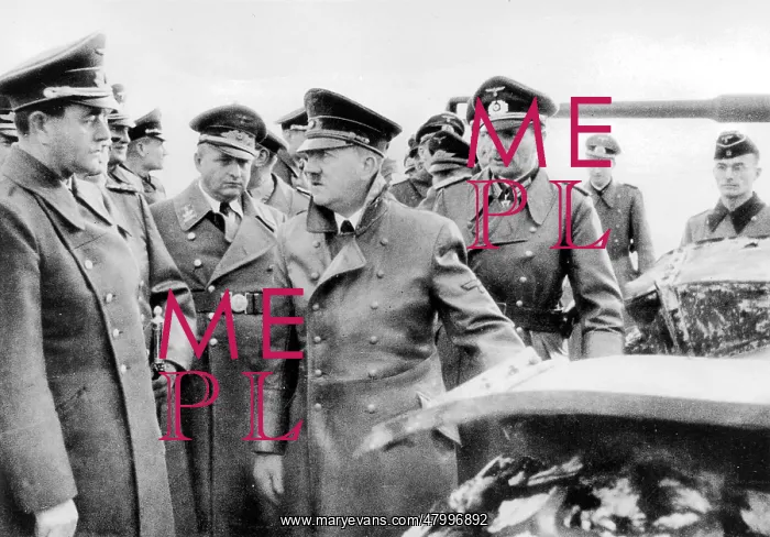 : Adolf Hitler with Albert Speer and others, WW2 : Adolf Hitler with Albert Speer and others, WW2