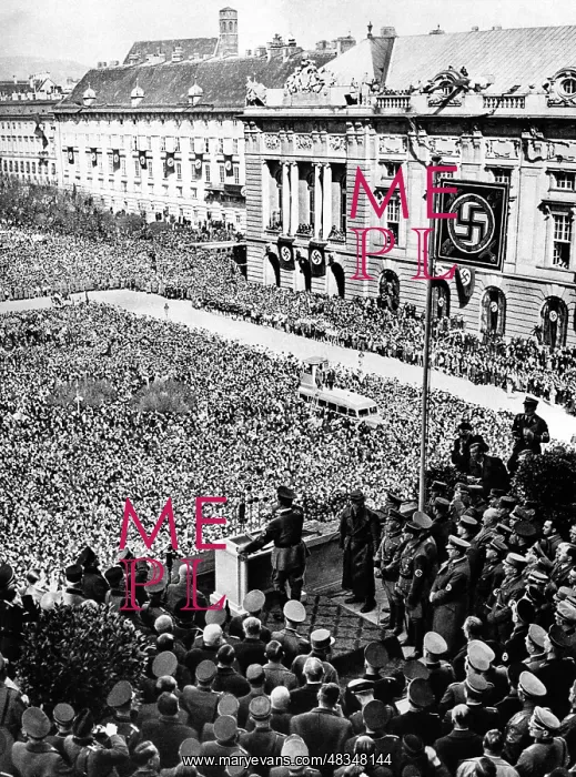 : Adolf Hitler during the annexation of Austria : Adolf Hitler during the annexation of Austria