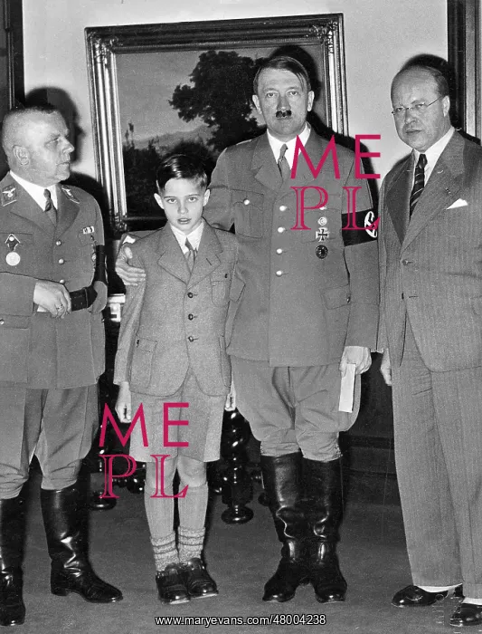 : Adolf Hitler birthday visitors, Reich Chancellery, Berlin : Adolf Hitler birthday visitors, Reich Chancellery, Berlin