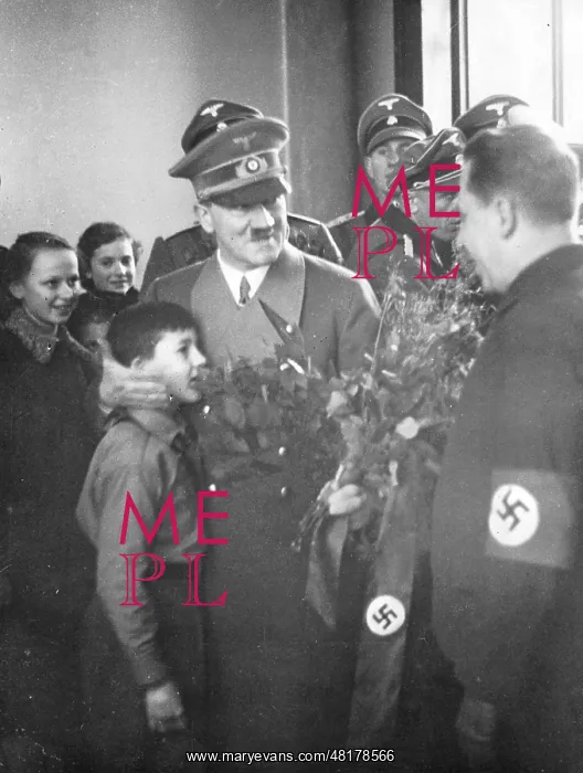 : Adolf Hitler in Bruenn, 1939 : Adolf Hitler in Bruenn, 1939