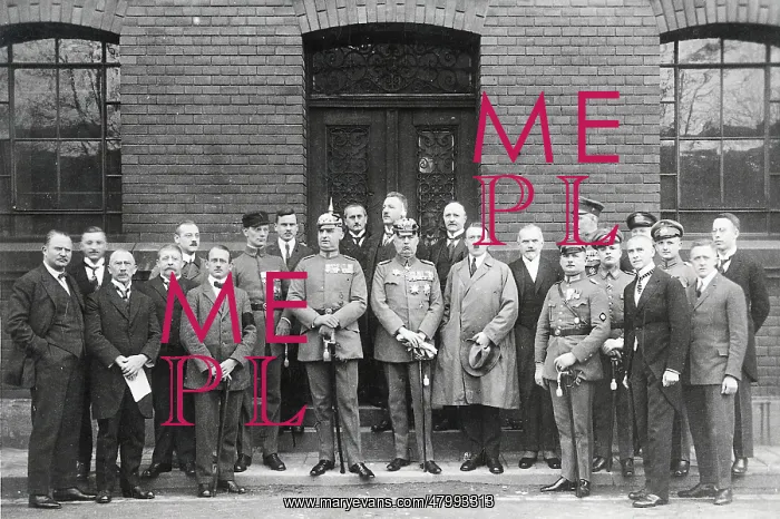 : Adolf Hitler with the co-defendants in the so-called : Adolf Hitler with the co-defendants in the so-called