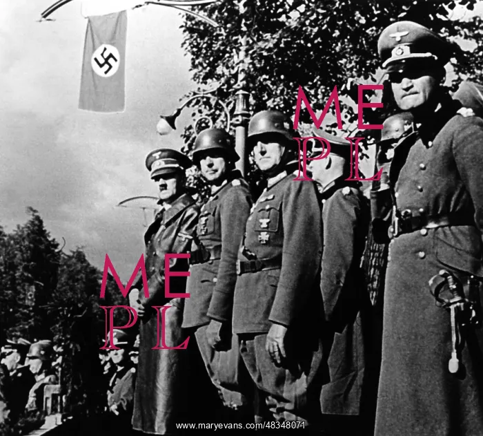 : Adolf Hitler with commanding generals of the Polish campaign : Adolf Hitler with commanding generals of the Polish campaign