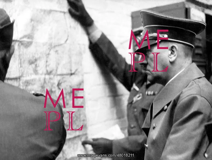  : Adolf Hitler at a discussion of the situation on the Eastern