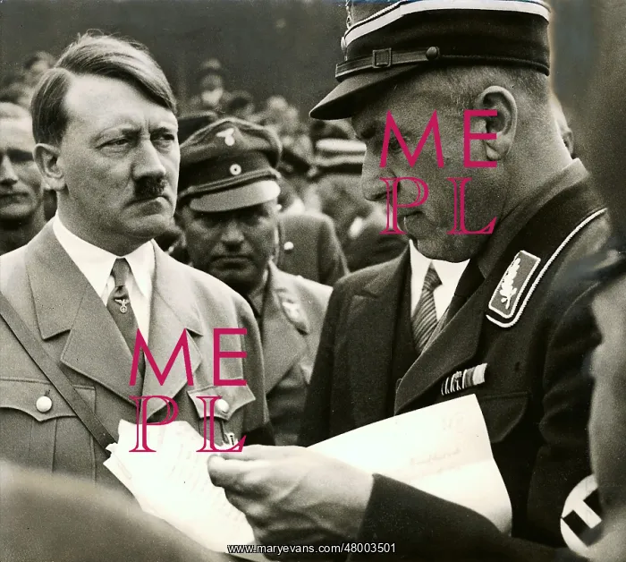 : Adolf Hitler with the General Inspector Fritz Todt : Adolf Hitler with the General Inspector Fritz Todt