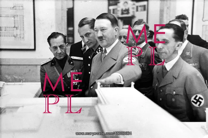 : Adolf Hitler with Goebbels, opening exhibition, Munich : Adolf Hitler with Goebbels, opening exhibition, Munich