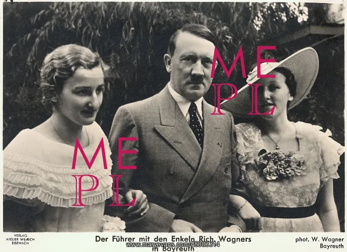 : Adolf Hitler with two granddaughters of Richard Wagner : Adolf Hitler with two granddaughters of Richard Wagner