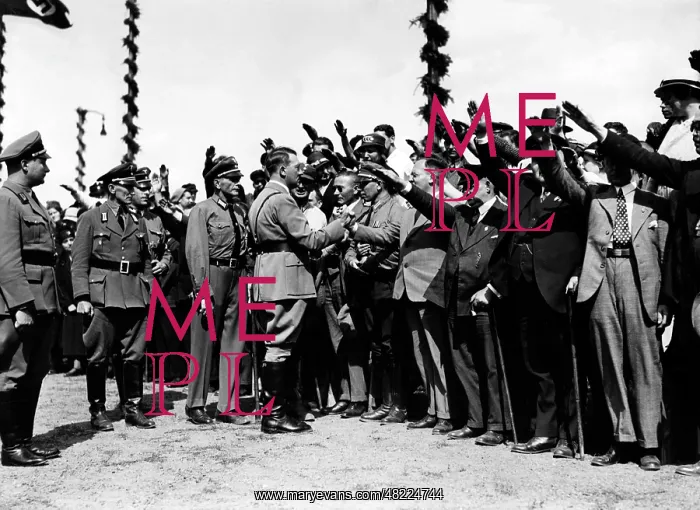 : Adolf Hitler greets blind veterans 1934 : Adolf Hitler greets blind veterans 1934