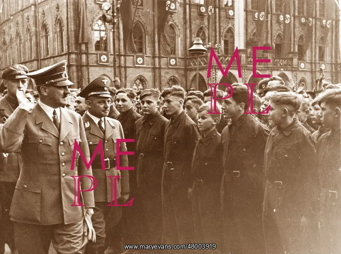 : Adolf Hitler greets a formation lined up in Weimar : Adolf Hitler greets a formation lined up in Weimar