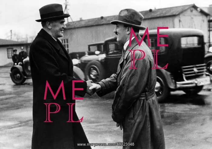 : Adolf Hitler greets Werner von Blomberg, 1934 : Adolf Hitler greets Werner von Blomberg, 1934