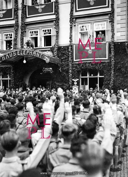 : Adolf Hitler in the Haus Elephant in Weimar, 1936 : Adolf Hitler in the Haus Elephant in Weimar, 1936