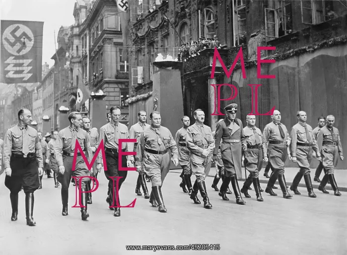 : Adolf Hitler, Hermann Goering and others ? : Adolf Hitler, Hermann Goering and others ?