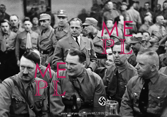  : Adolf Hitler, Hermann Goering, Heinrich Hoffmann, Julius