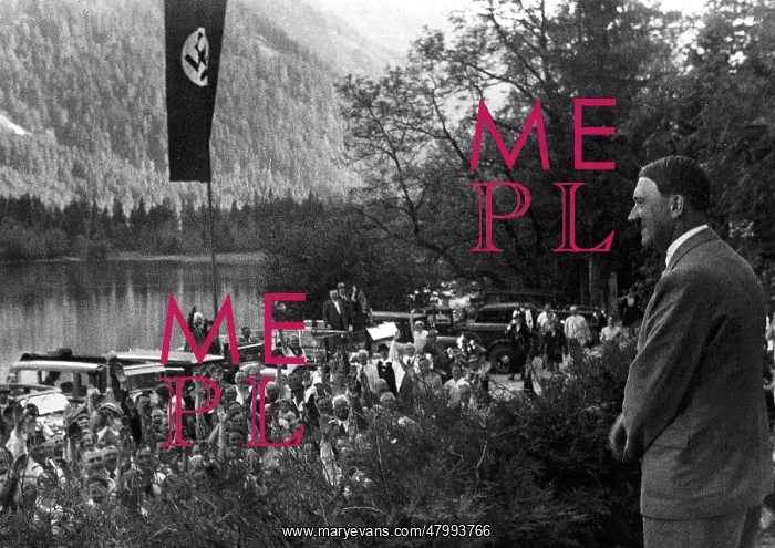 : Adolf Hitler and holidaymakers, Hintersee, Germany : Adolf Hitler and holidaymakers, Hintersee, Germany
