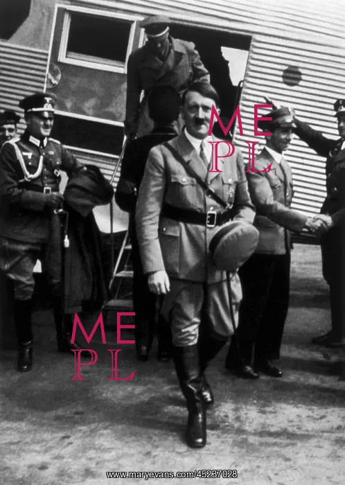 : Adolf Hitler, Joseph Goebbels (shaking hands ? : Adolf Hitler, Joseph Goebbels (shaking hands ?