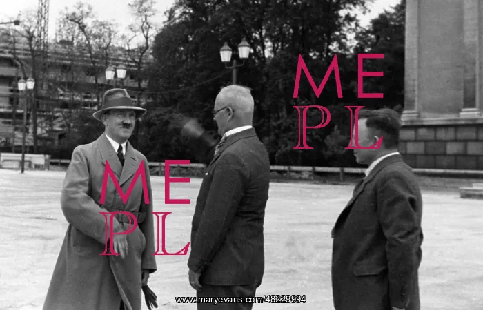 : Adolf Hitler at the Konigsplatz 1935 : Adolf Hitler at the Konigsplatz 1935