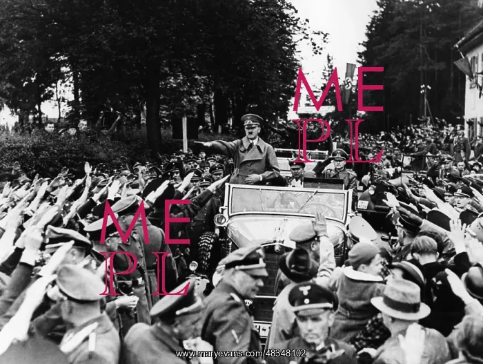 : Adolf Hitler marching in to Carlsbad, 1938 : Adolf Hitler marching in to Carlsbad, 1938