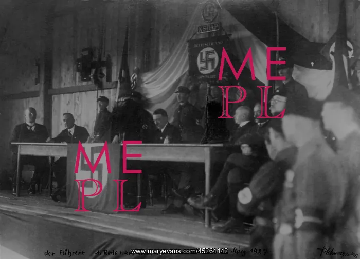 : Adolf Hitler with members of the NSDAP sitting : Adolf Hitler with members of the NSDAP sitting