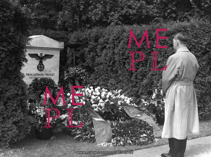: Adolf Hitler in Munich, 1934 : Adolf Hitler in Munich, 1934