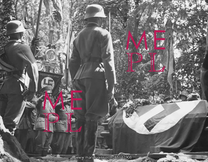 : Adolf Hitler in Neuglobsow, 1936 : Adolf Hitler in Neuglobsow, 1936
