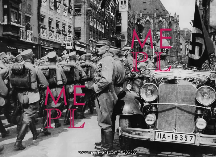 : Adolf Hitler and the parade of the SA at the : Adolf Hitler and the parade of the SA at the