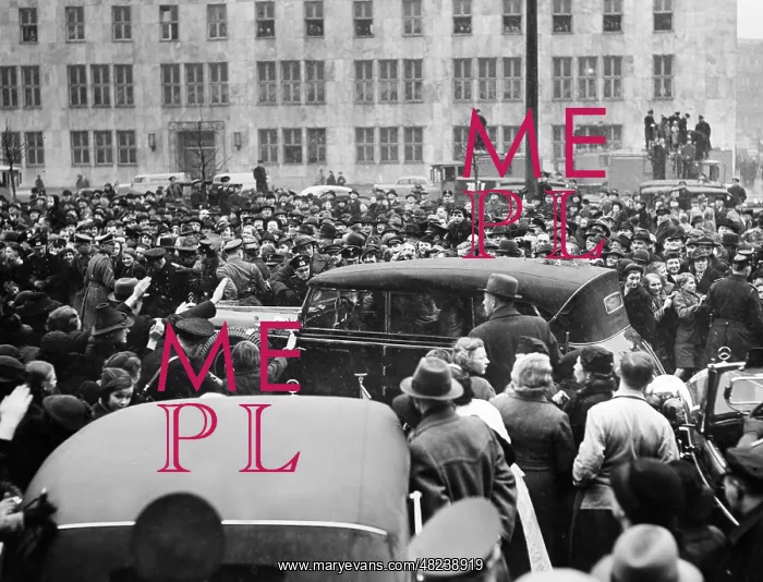 : Adolf Hitler returning from Memel, Berlin 1939 : Adolf Hitler returning from Memel, Berlin 1939