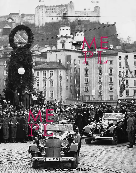 : Adolf Hitler in Salzburg, 1938 : Adolf Hitler in Salzburg, 1938