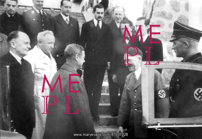 : Adolf Hitler says goodbye to Duke of Windsor : Adolf Hitler says goodbye to Duke of Windsor